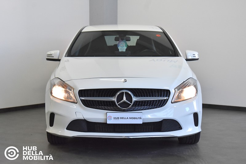 MERCEDES-BENZ A 180 d Sport